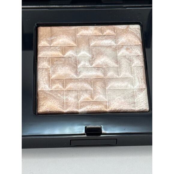 BOBBI BROWN‎ COSMETICS Highlighting Powder in Pink Glow BNIB - Picture 4 of 6